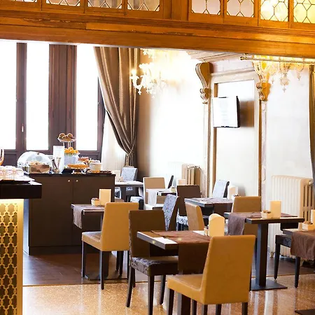 Arcadia Boutique Hotel